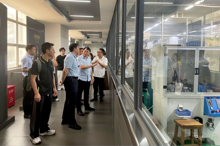 深圳宝福珠宝有限公司.jpg