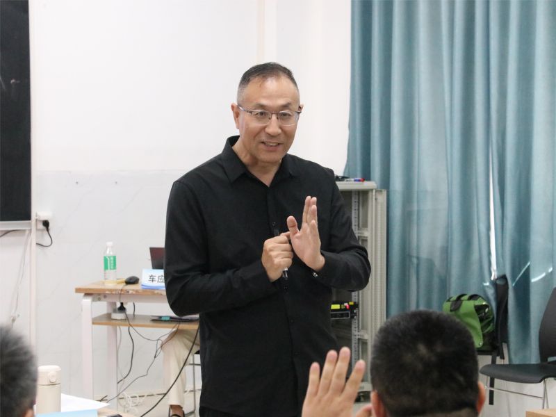 计算机 4.jpg